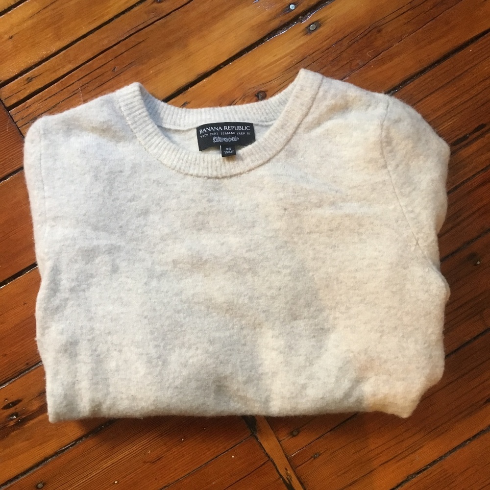 White, XS, Banana Republic sweater